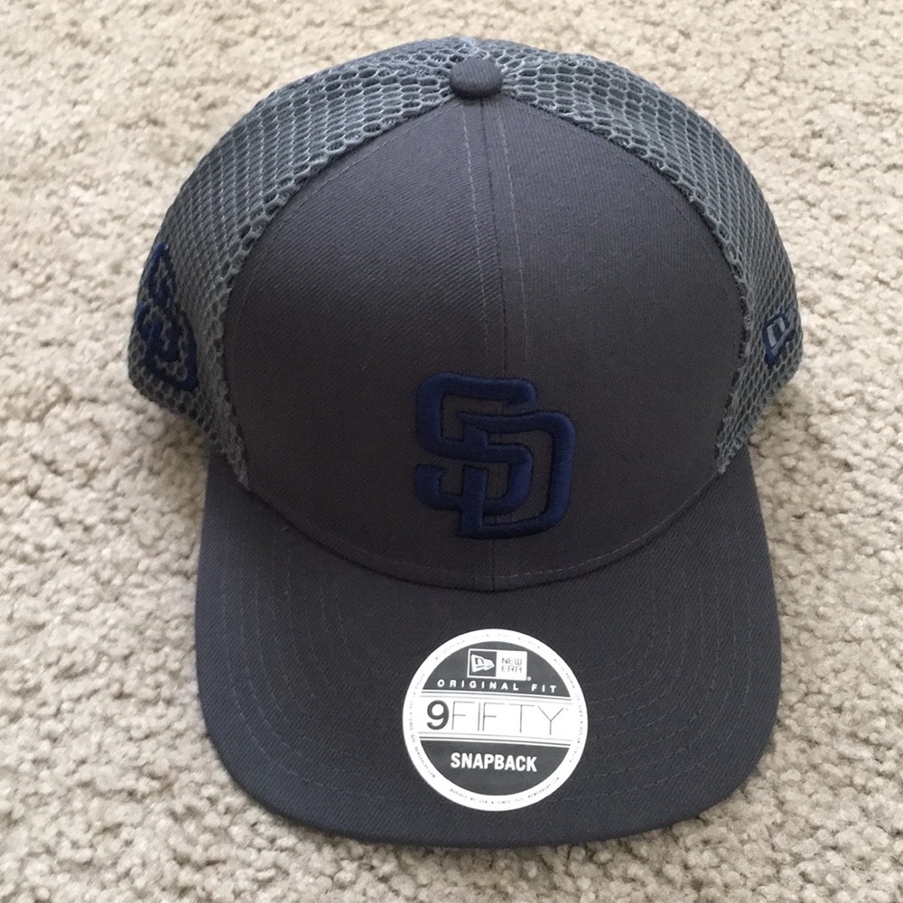 Brand New San Diego Padres New Era Trucker Hat